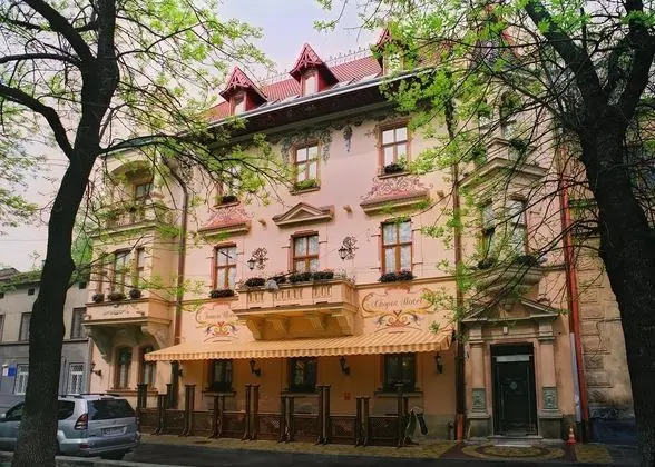 Chopin Hotel
