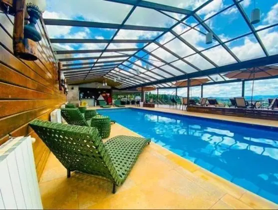 Chris Park Hotel - Havuz