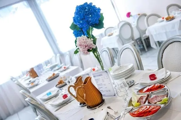 Hotel Christ Roi - Yerinde Yemek