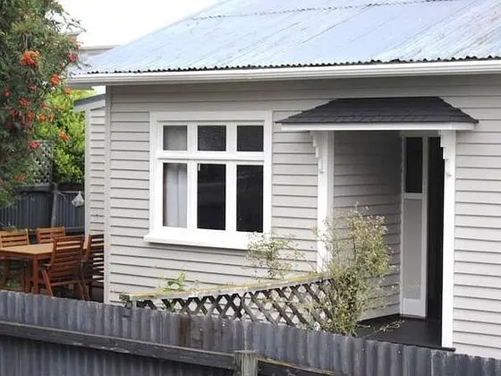 Christchurch City & Country Cottages - Clarence Cottage