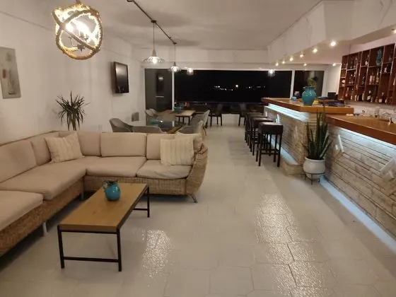 Christiana Hotel Apartments - Lobi