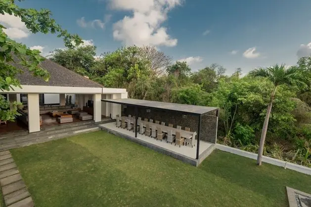 The Christina Estate