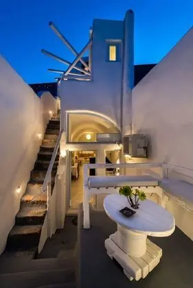Christina's Cave House - Dış Mekan