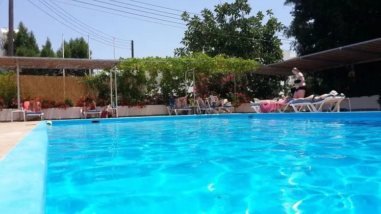 Chrysland Hotel - Genel