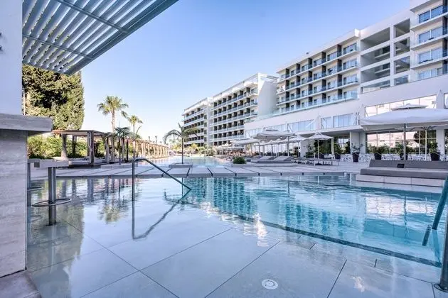 Chrysomare Beach Hotel and Resort - Havuz