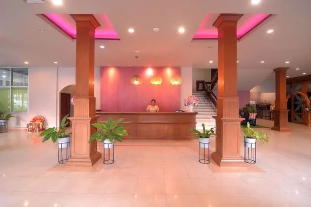 Chumphon Gardens Hotel - Lobi