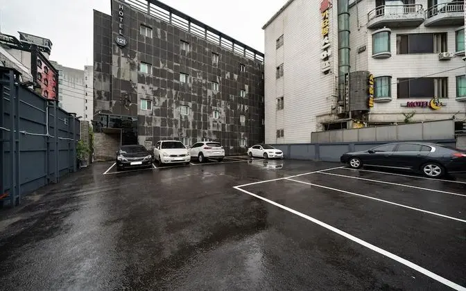 Chuncheon Hotel 121