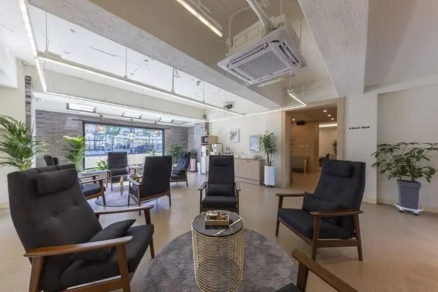 Chuncheon 1962 Business Hotel