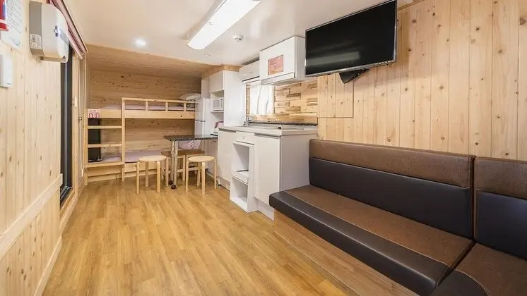 Chuncheon Jayooinui Spacaravan - Oda