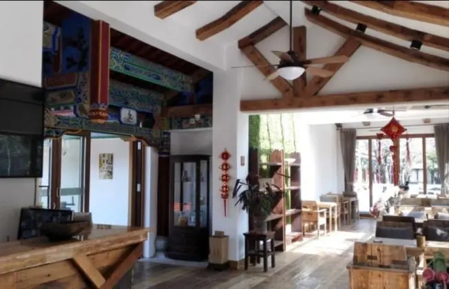 Chuxiong Courtyard China Theme Hostel - Lobi