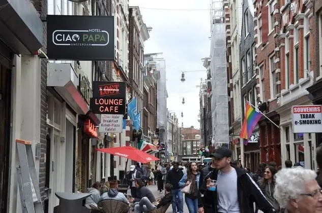 Ciao Papa Hotel Amsterdam Central Station - Dış Mekan