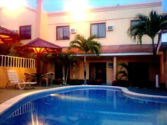 Hotel Cibeles La Ceiba - Havuz