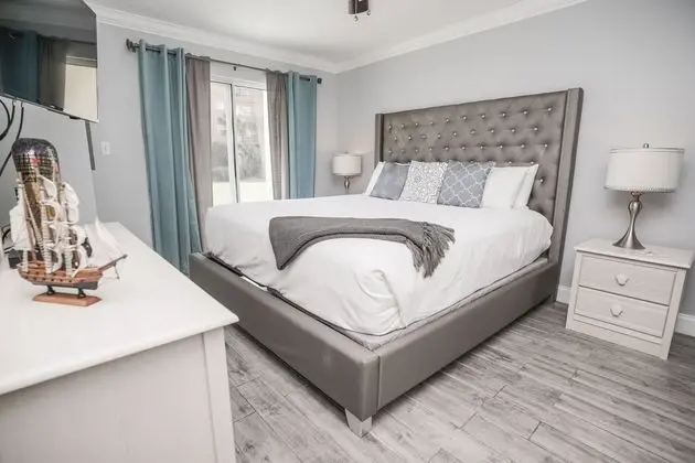 Ciboney Beach Resort Panhandle Getaways - Oda