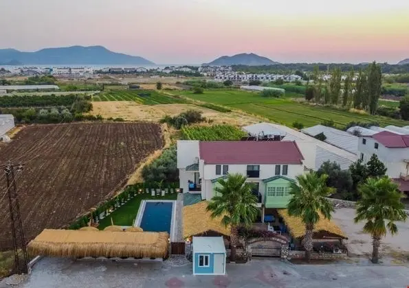 Ciello Suites Otel