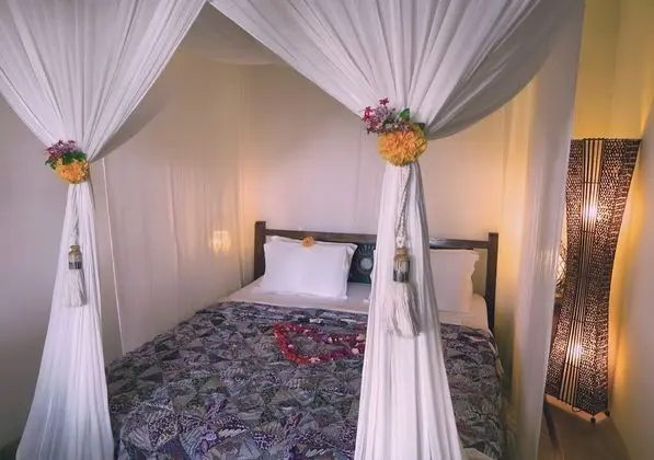 Cili Emas Oceanside Resort - Oda