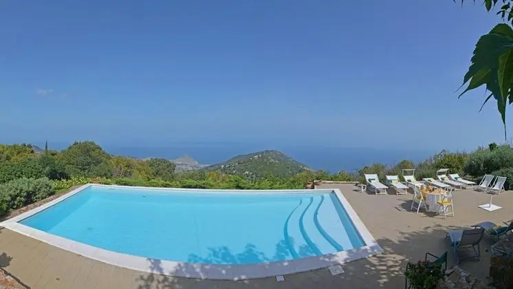 Villa Ciliegio 8 in Cefal