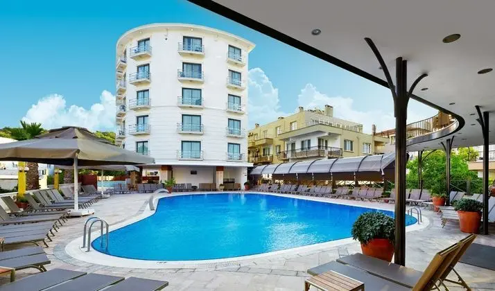 Çınar Hotel Ayvalık - Havuz