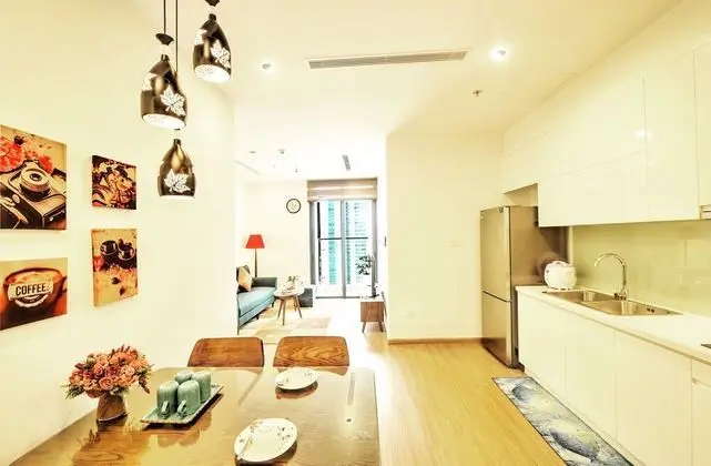 Cindy Vinhomes Skylake Apartments - Oda