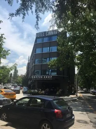 Hotel Cinnah - 8