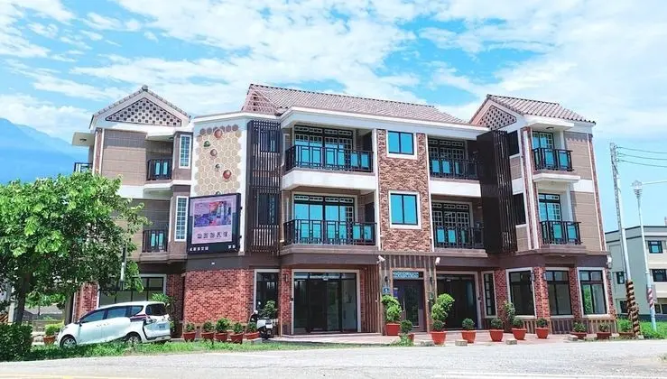 Circle Circle Homestay