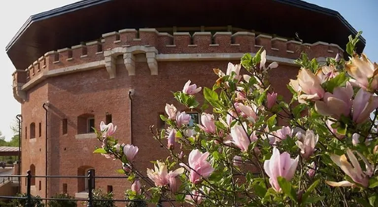 Citadel Inn Hotel & Resort