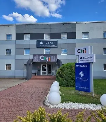 Citi Hotel's Warszawa-Falenty - Dış Mekan