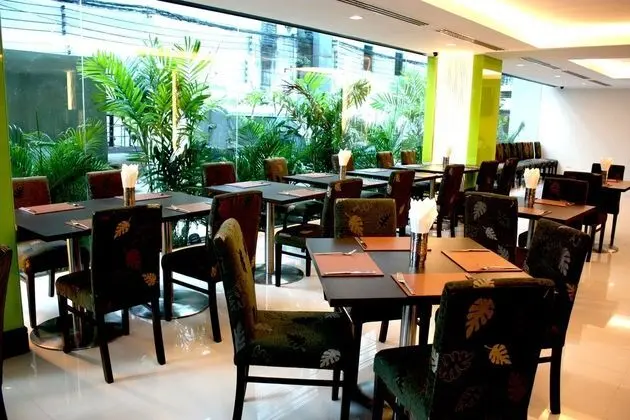 Citin Pratunam Bangkok Hotel by Compass Hospitality - Yerinde Yemek