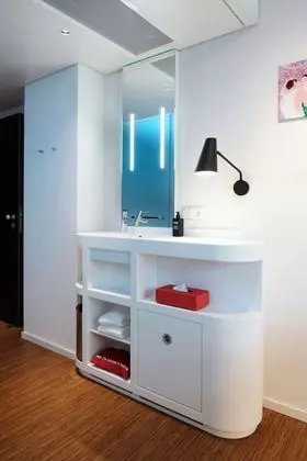 citizenM Copenhagen Radhuspladsen - Genel