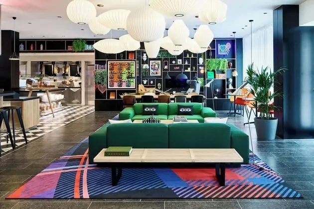 citizenM London Victoria Station - Öne Çıkan Resim
