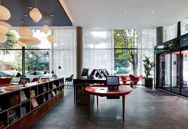 citizenM Los Angeles Downtown - Lobi