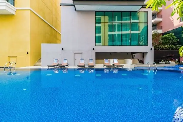 Citrus Grande Hotel Pattaya by Compass Hospitality - Havuz