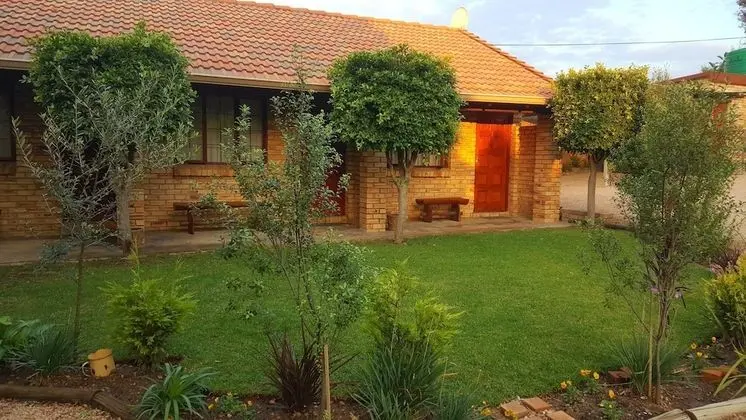 Citrus Lane Guesthouse - Dış Mekan