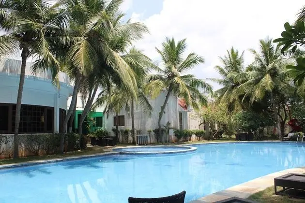 Citrus Hotel Sriperumbudur - Havuz
