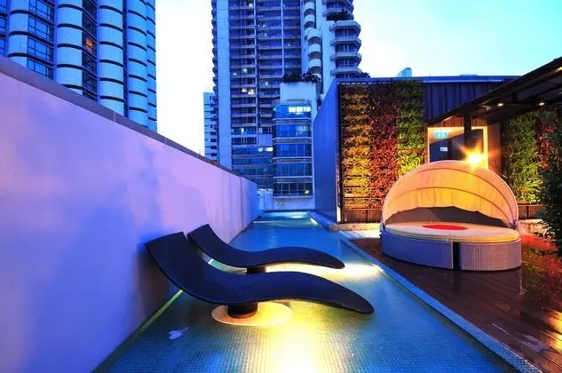 Citrus Sukhumvit 13 by Compass Hospitality - Havuz