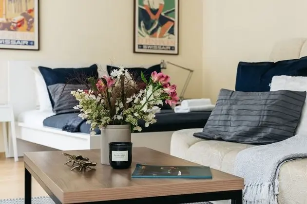 City Apartment by Loft Affair - Lobi