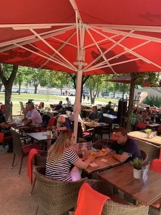 City Apartments in Köln am Rheingarten - Öne Çıkan Resim