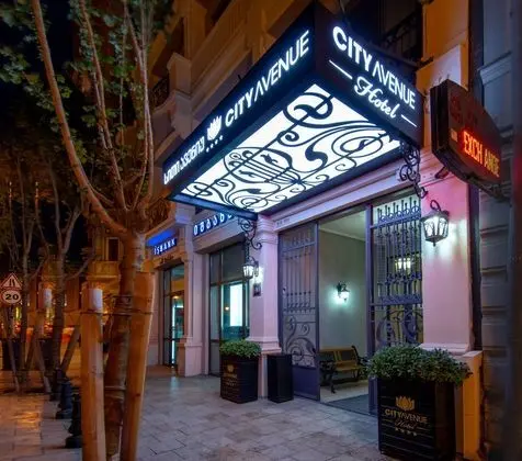 City Avenue - Dış Mekan