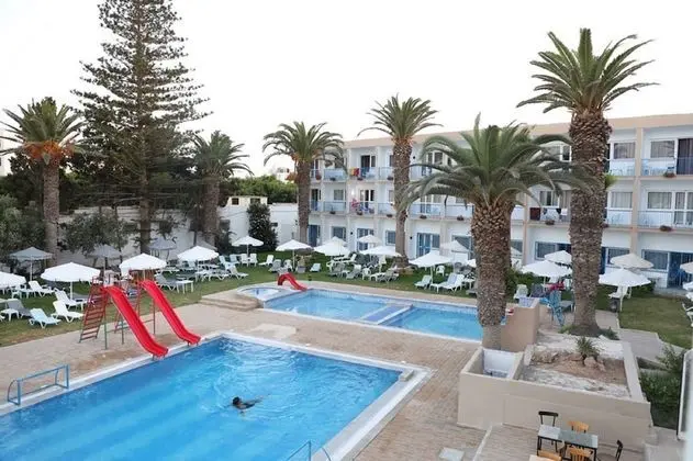 City Beach Esplanade Monastir - Havuz