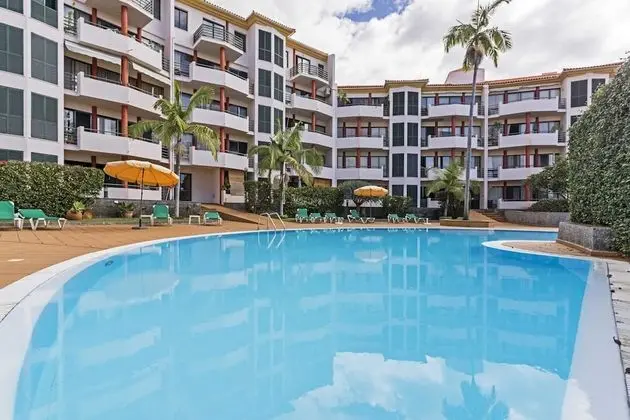 City Breaks With Pool - Belvedere Apartment