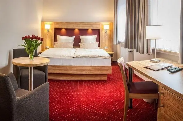 City Hotel Bremerhaven - Genel