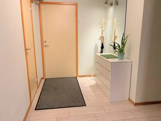City Center Raua Apartment with Balcony - Lobi