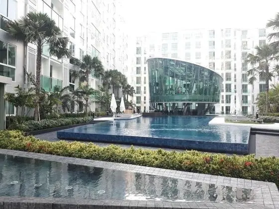 City Center Residence Downtown - Havuz