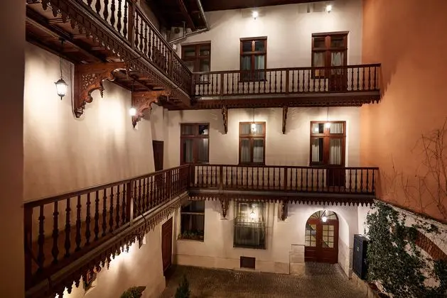 City Center Rooms and Apartments