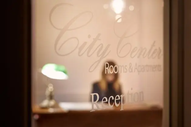 City Center Rooms and Apartments - Lobi