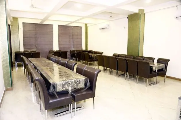 Hotel City Centre Inn New Delhi - Yerinde Yemek