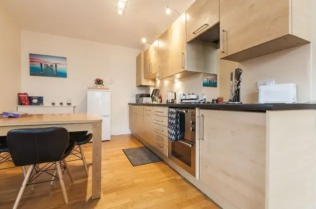 City Centre Spacious Apartment - Mutfak