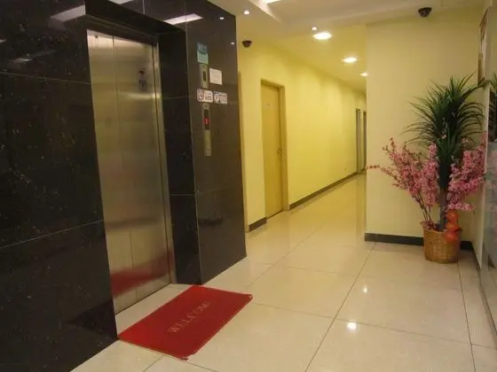 City Comfort Inn