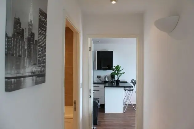 City Crash Pad - West Street Apartments - Oda Düzeni