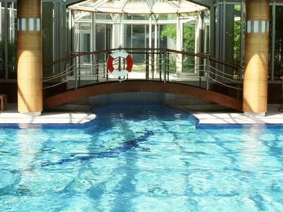 City Hotel Dresden Radebeul - Havuz