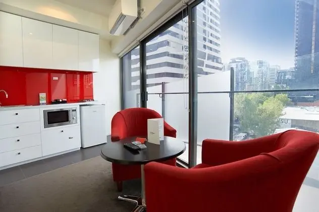 City Edge on Elizabeth - Öne Çıkan Resim
